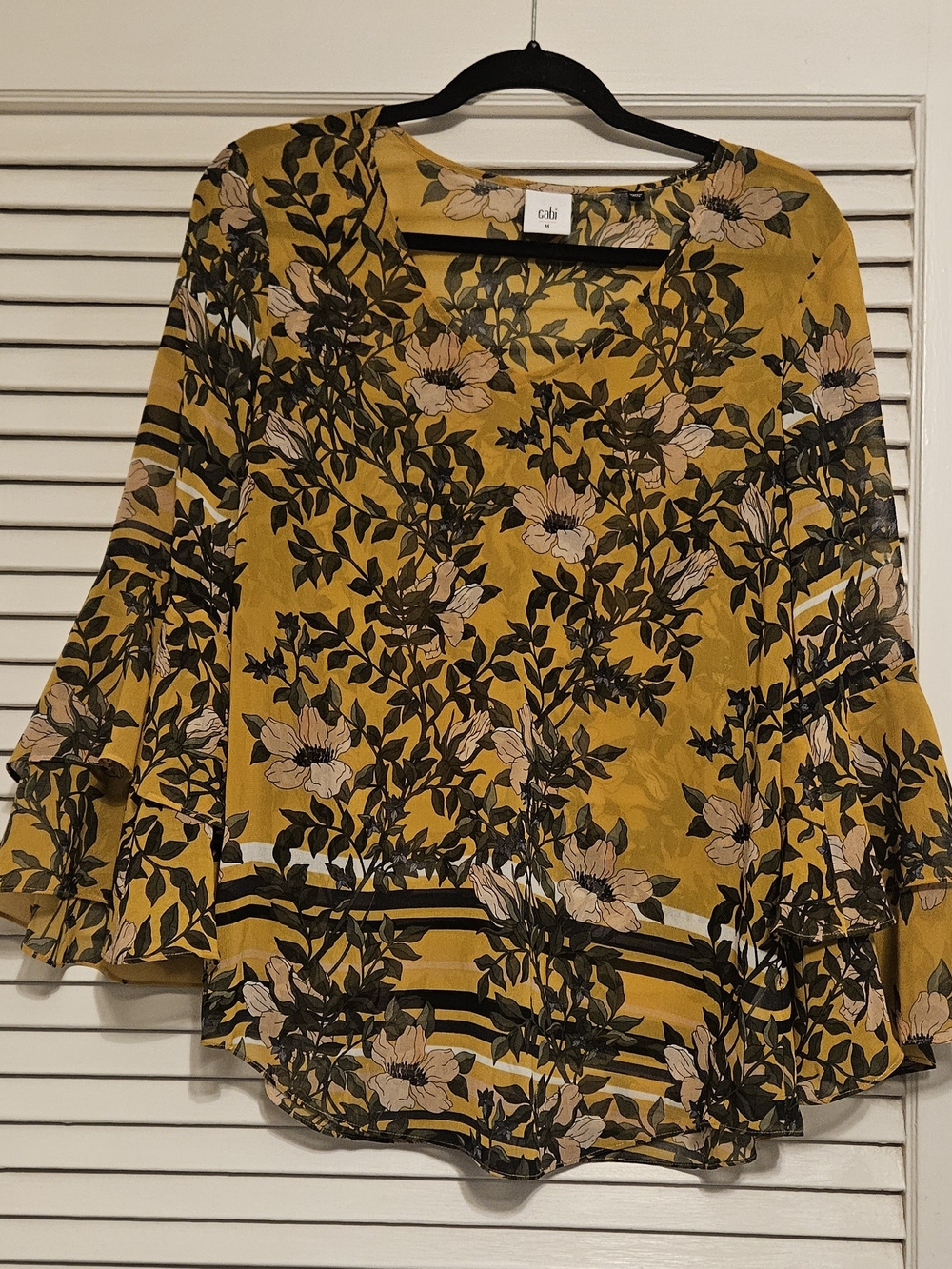 cAbi Mustard Floral Bell Sleeve Blouse with Pink Accents Size m